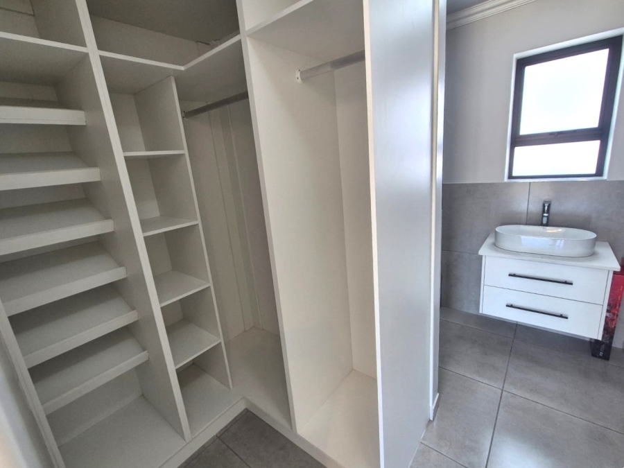3 Bedroom Property for Sale in Vredenburg Western Cape